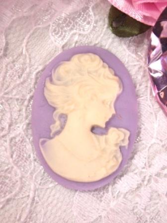 Cameo Beads