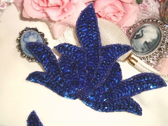 0079 Blue Sea Weed Mirror Pair Sequin Beaded Applique 6"