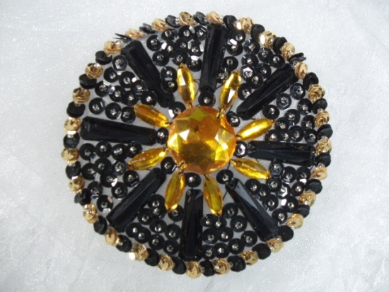 0327 Reduced Black Gold Round Jewel Sequin Beaded Applique 4"