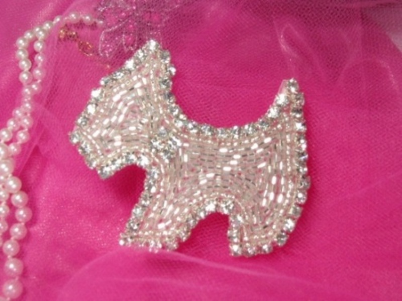 0328  Silver Rhinestone Scotty Dog  Beaded Applique 2.75"-scottish,terrior,rhinestone,dog,silver,sequin,beaded,applique,trimmings,embellishment,motif,yoke,turquoise,motif,collar