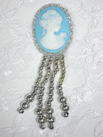 0340  Silver / Blue Victorian Cameo Dangle  Beaded Applique 3.25"