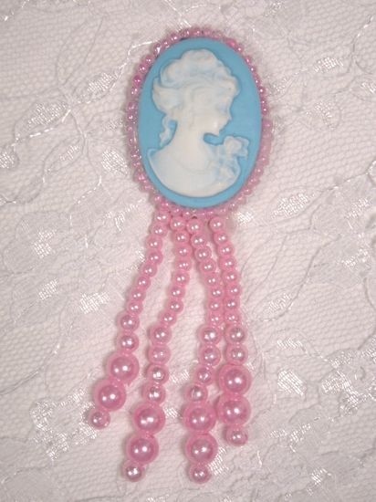0340  Pink  / Blue Victorian Cameo Dangle  Beaded Applique 3.25"