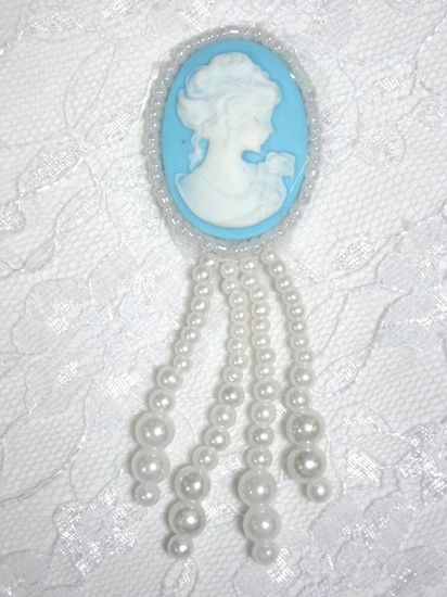 0340  White  / Blue Victorian Cameo Dangle  Beaded Applique 3.25"-white,blue,ivory,victorian,cameo,embellishment,sewing,clothing,sequin,beaded,bead,sequins,applique,motif,sewing,beaded,brooch  