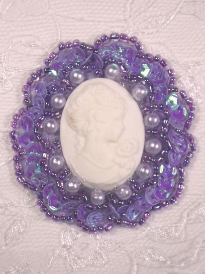 0347  Lavender / Ivory Victorian Cameo Sequin Beaded Applique Brooch  2"