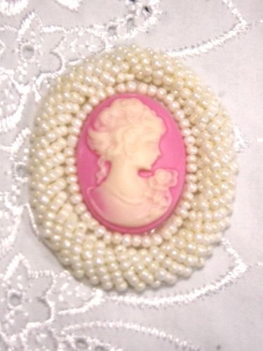 0383  Ivory Pink Victorian Cameo Beaded Applique 2"-ivory,pink,cameo,applique,beaded,beaded applique,victorian