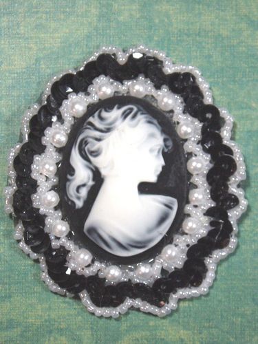 0389 Black White Victorian Cameo Sequin Beaded Applique 2.5"-black,white,cameo,applique,beaded,beaded applique,victorian,brooch,sequin applique