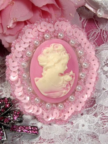 0389  Pink Victorian Cameo Sequin Beaded Applique 2.5"-pink,cameo,applique,beaded,beaded applique,victorian,brooch,sequin applique