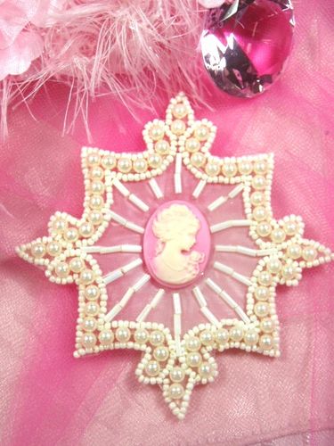 0394  Ivory Pearl Cameo Beaded Applique 4"