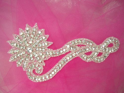 0401  Rhinestone Designer Beaded Applique 6.5"