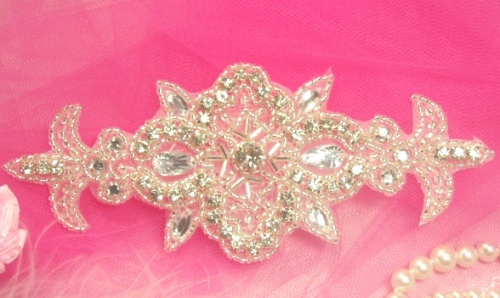 0467 Silver Rhinestone Beaded Applique 5.75"