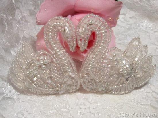 0089 Reduced Double Swan Crystal Sequin Beaded Applique 5.25"