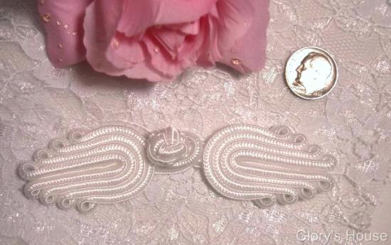 0249  White Elegant Frog Button Closure 4"
