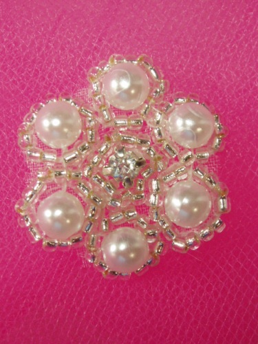 A0428B Rhinestone & Pearl Silver Beaded Applique 1-1/8"-applique,beaded,pearl,rhinestone,round,silver
