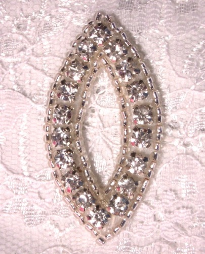 A0429B  Rhinestone Silver Beaded Applique 2"-applique,beaded,pearl,rhinestone,round,silver