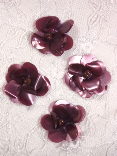 AE1590  Set of ( 4 ) Matte Mauve Floral Beaded Sequin Appliques 1"