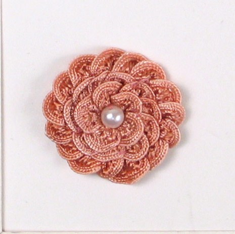 E5560 Mauve Rose Pearl Crochet Ribbon Floral Applique 1.5"