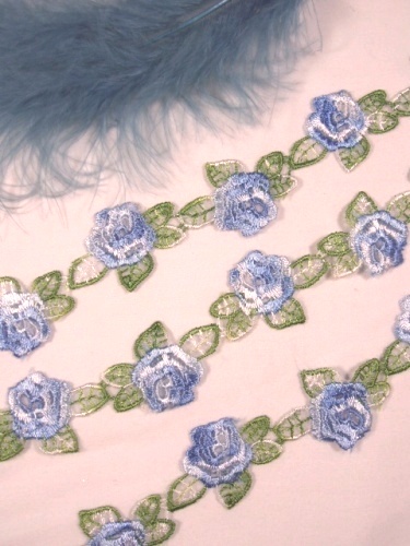 C107 Blue Rose Venice Trim 1 1/8"