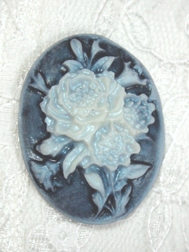 CB27 Navy Rose Victorian Cameo Bead 1.5"