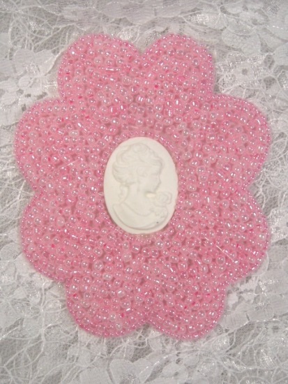 0192 Pink Pearl Victorian Cameo Beaded Appliques 3.75"