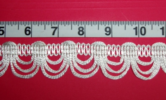 L21 Antique White Loop Fringe Trim 1.5"