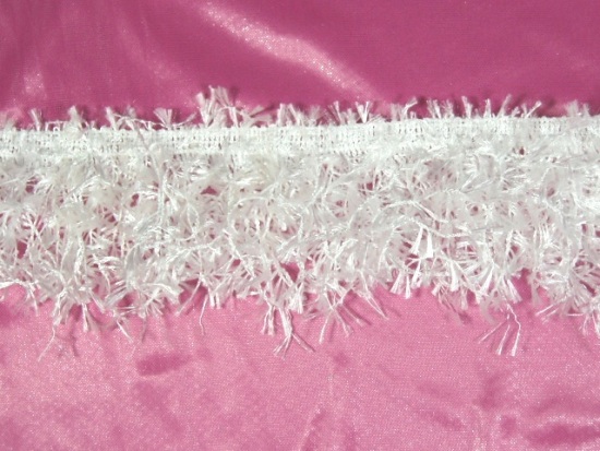 E2585  White Hairy Gimp Fringe Sewing Trim