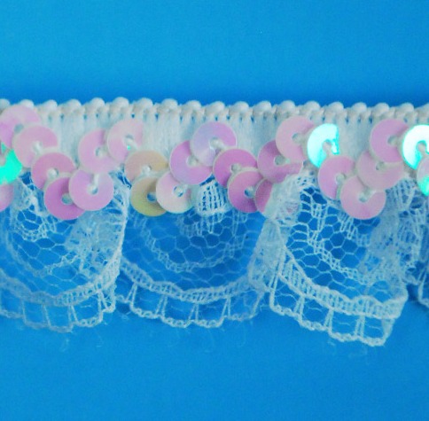 E6186  White Lace Scallop Sequin Stretch Trim 1"