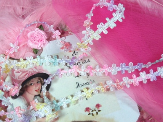L48  Pastel Multicolor Rococo Braid Sewing Trim 1/2"