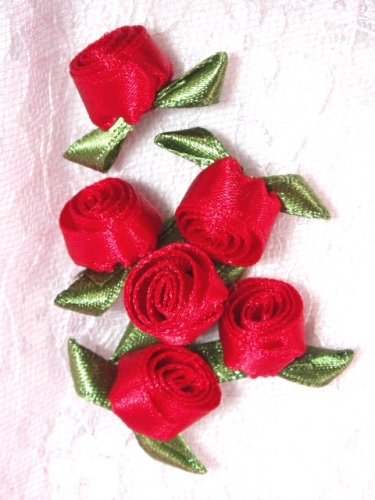 L51  Set of ( 6 ) Red Ribbon Rose Flower Appliques