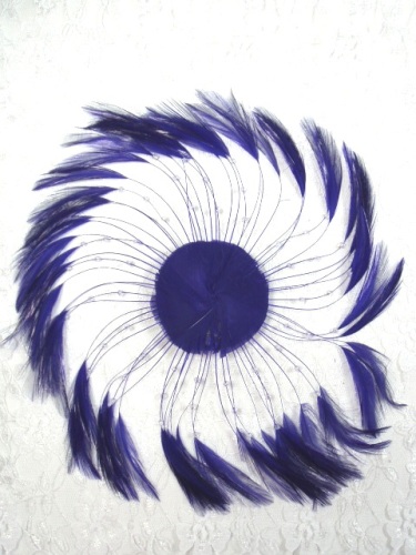 MR004   Purple Circle Feather Applique 8"