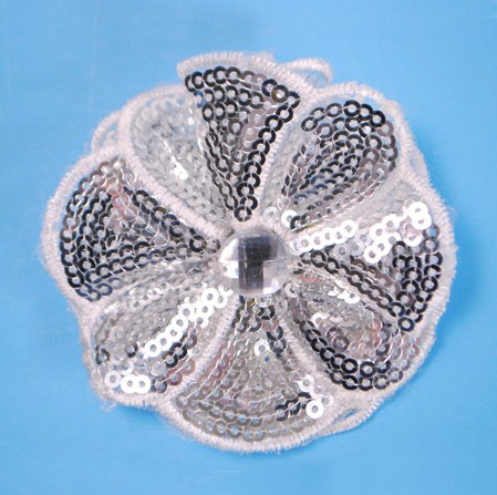 E3460  Silver Jewel Sequin Applique / Pin 2.5"