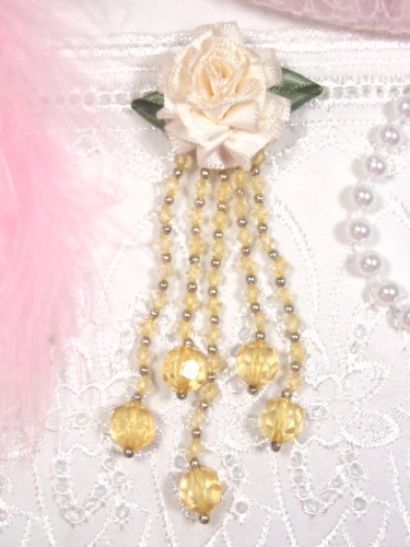 VD21  Ivory/Gold Floral Dangle Beaded Applique 4"-applique,beaded,ivory,gold,floral,rose,dangle, 
