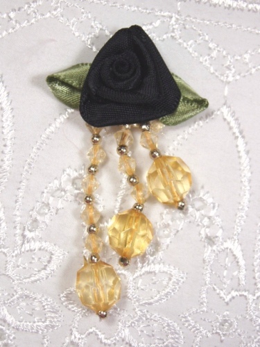 VD22  Black /Gold Floral Dangle Beaded Applique 2.5"