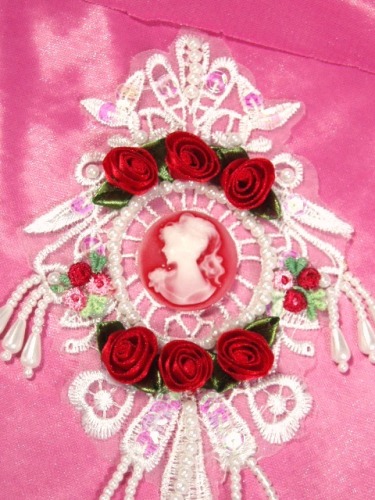 VG26  White Red Venise Lace Cameo Applique 7.5"-white,embellishment,red,victorian,cameo,applique,venise,lace,venice
