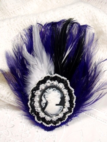 FB28  Black White Purple Cameo Feather Brooch Applique 6"-feather,brooch,applique,cameo,black,white,purple,hair,bow,pin