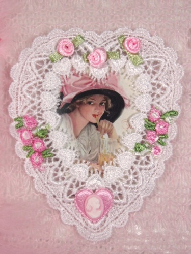 M1   White Pink Venise Lace Heart Picture Frame Magnet  Applique 4.5"