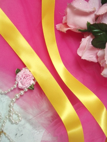 R1  Yellow Gold Satin Craft Ribbon 7/8"