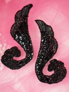 0123 Black Swirl Mirror Pair Sequin Beaded Appliques