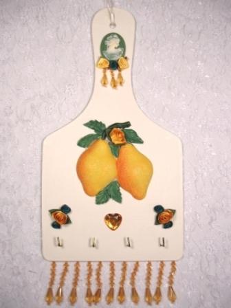 0124C  Yellow Victorian Lemon Key Holder Plaque-key,holder,lemon,plaque,fruit,victorian,cameo,