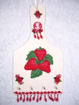 0124D  Red Victorian Strawberry Key Holder Plaque-key,holder,strawberry,plaque,fruit,victorian,cameo,