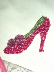 0198  Ladies Shoe Beaded  Applique 2.75"