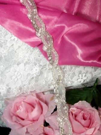 RM0294  REMNANT Silver Pearl Braided Beaded Trim 26"
