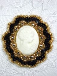 0347  Black Gold / Ivory Victorian Cameo Sequin Beaded Applique Brooch 2