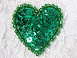 0362  Kelly Green Heart Beaded Sequin Applique 1" +