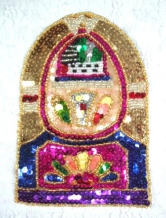 EA19  JukeBox Sequin Beaded Applique 7"