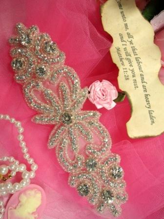 0484 Crystal Beaded Rhinestone Applique 7"
