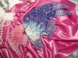 k9302 Lavender Pink Medium Sequin Beaded Applique-fish,embellishment,sequin,beaded,beads,applique,motif,novelty,angelfish