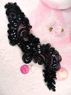 MS40  Black Venise Lace Applique 8.5"