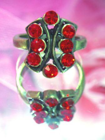 617  Red Antique Gold Vintage Rhinestone Ring  sz 7.75-red,antique,gold,vintage,ring,rhinestone