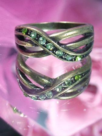 638  Green Rhinestone Antique Gold Vintage Ring sz. 10