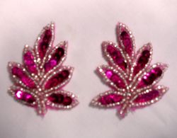 T8633 Fuchsia Leaf Sequin Mirror Pair Beaded Appliques 2"